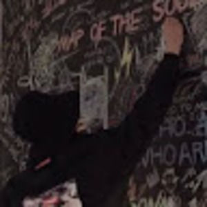 Meet your Posher, Maya